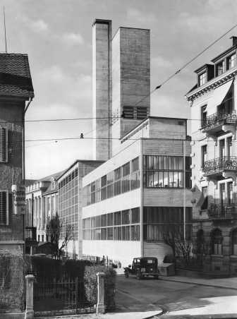 ca. 1935: das ?neue? Maschinenlaboratorium an der Clausiusstrasse im Quartier Oberstrass. (Bild: Baugeschichtliches Archiv)