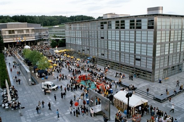 Die Festlichkeiten im Rahmen des Personalfests 2005 auf dem H?nggerberg