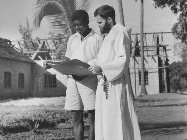Paul von Moos (Bruder Edwin, Kapuzinerm?nch) in Ifakara (Tansania). (Bild: anonym/ Archiv fr Zeitgeschichte)