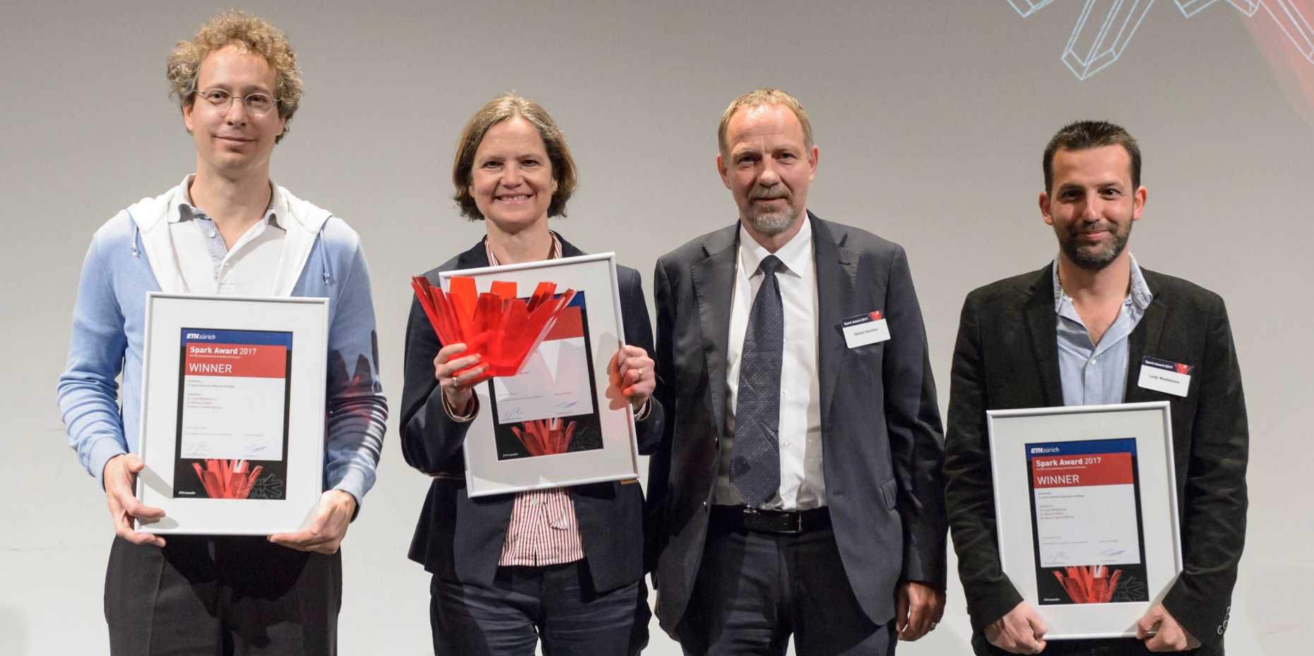 Vergr?sserte Ansicht: Sabine Werner mit Spark Award