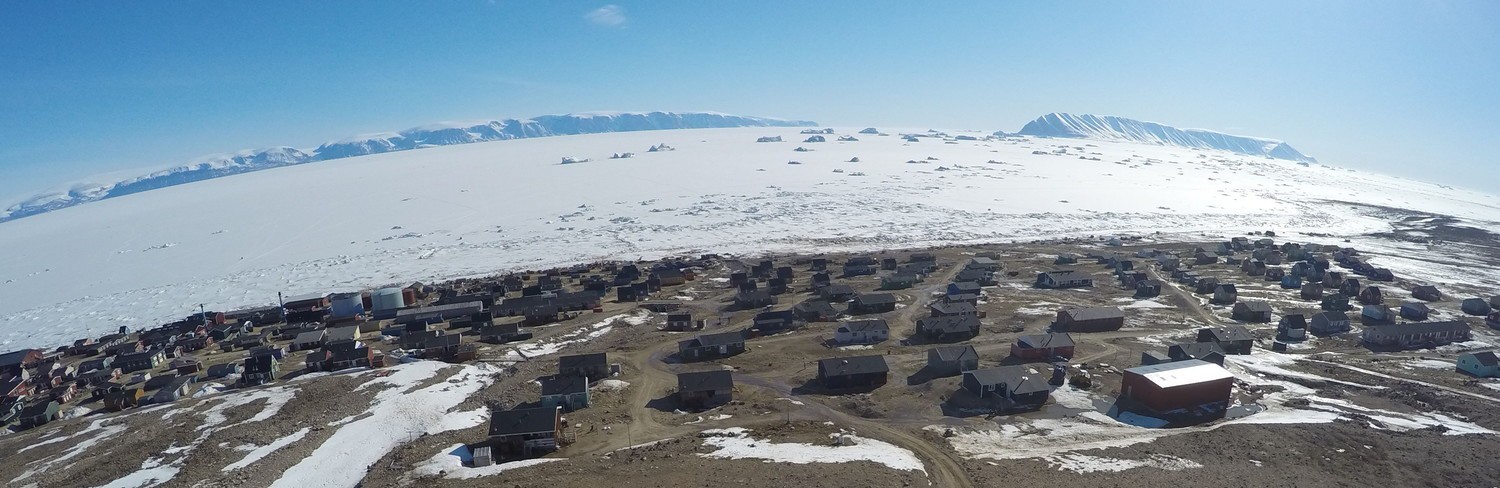 Vergr?sserte Ansicht: Qaanaaq im Nordwesten Grönlands ist eines der am nördlichsten gelegenen Dörfer der Welt.