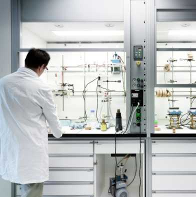 Forscher im Labor